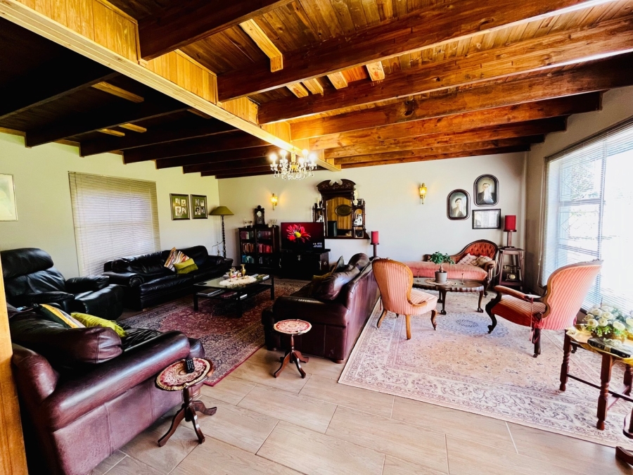 4 Bedroom Property for Sale in Roodewal Free State